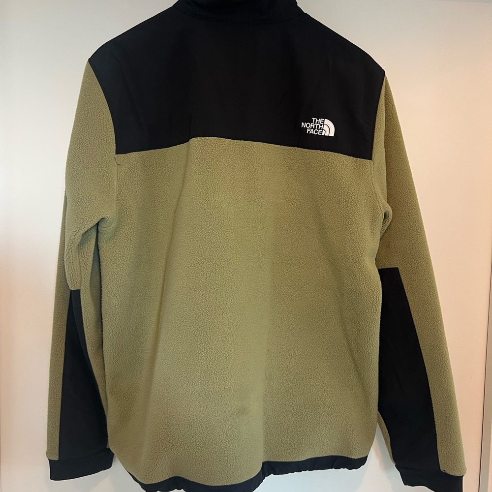 The North Face Denali, Black and Tan - Picture 2 of 5